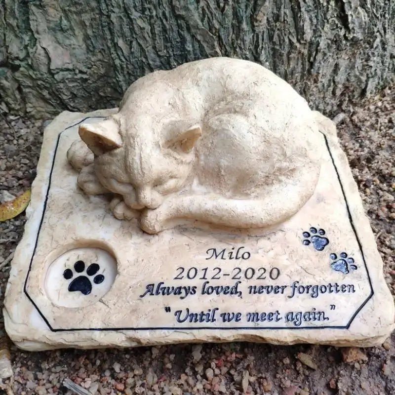 Cat Memorial Stone - Loli The Cat