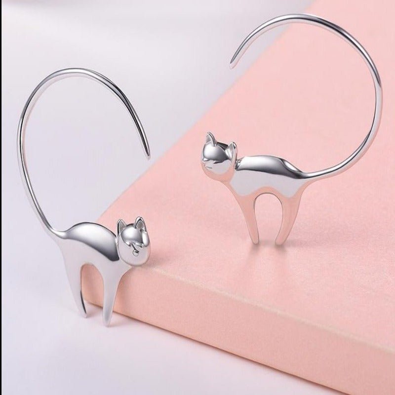 Cat Tail Fresh Earring - Loli The Cat
